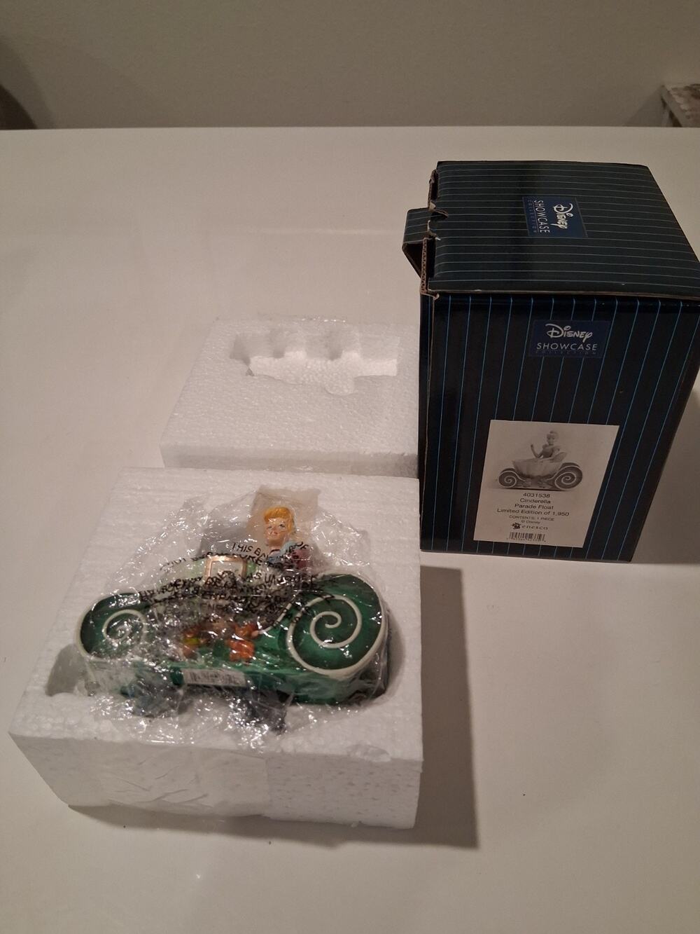 Disney Showcase Enesco Cinderella Parade Float Figurine 4031538 LE 1950 NIB